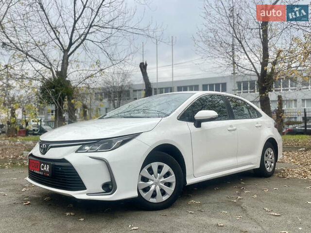 Белый Тойота Королла, объемом двигателя 1.6 л и пробегом 96 тыс. км за 16500 $, фото 2 на Automoto.ua