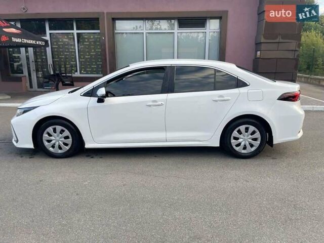 Белый Тойота Королла, объемом двигателя 1.6 л и пробегом 123 тыс. км за 15000 $, фото 6 на Automoto.ua
