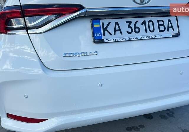 Белый Тойота Королла, объемом двигателя 1.6 л и пробегом 88 тыс. км за 15300 $, фото 6 на Automoto.ua