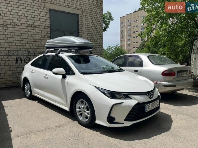 Білий Тойота Королла, об'ємом двигуна 1.6 л та пробігом 50 тис. км за 23500 $, фото 8 на Automoto.ua