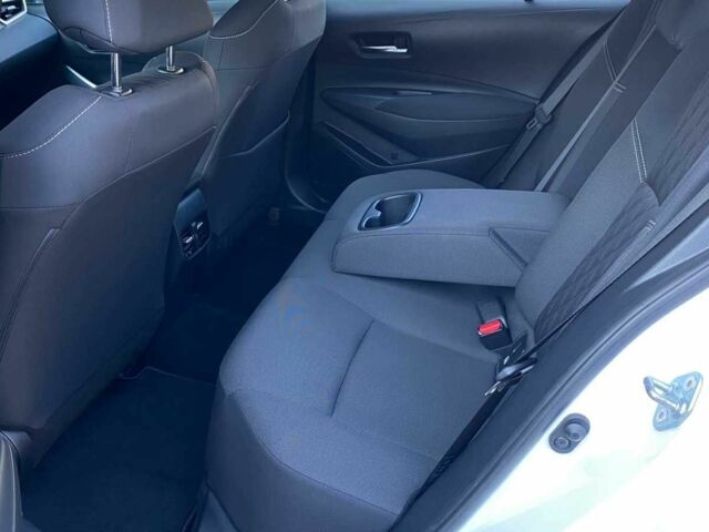 Білий Тойота Королла, об'ємом двигуна 1.6 л та пробігом 82 тис. км за 18409 $, фото 8 на Automoto.ua