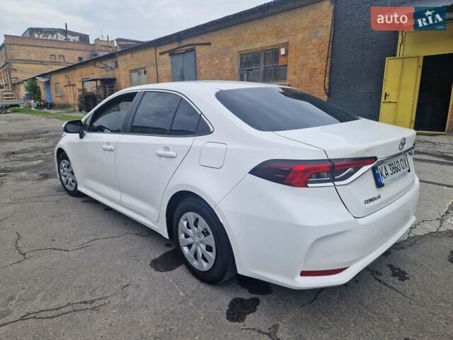 Белый Тойота Королла, объемом двигателя 1.6 л и пробегом 90 тыс. км за 15600 $, фото 12 на Automoto.ua