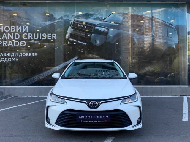 Білий Тойота Королла, об'ємом двигуна 1.6 л та пробігом 82 тис. км за 18409 $, фото 4 на Automoto.ua