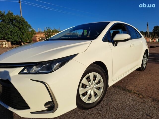 Белый Тойота Королла, объемом двигателя 0 л и пробегом 119 тыс. км за 15800 $, фото 2 на Automoto.ua