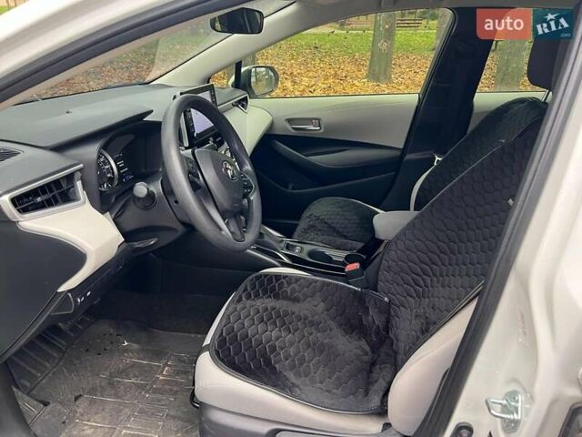 Белый Тойота Королла, объемом двигателя 1.8 л и пробегом 40 тыс. км за 16990 $, фото 9 на Automoto.ua