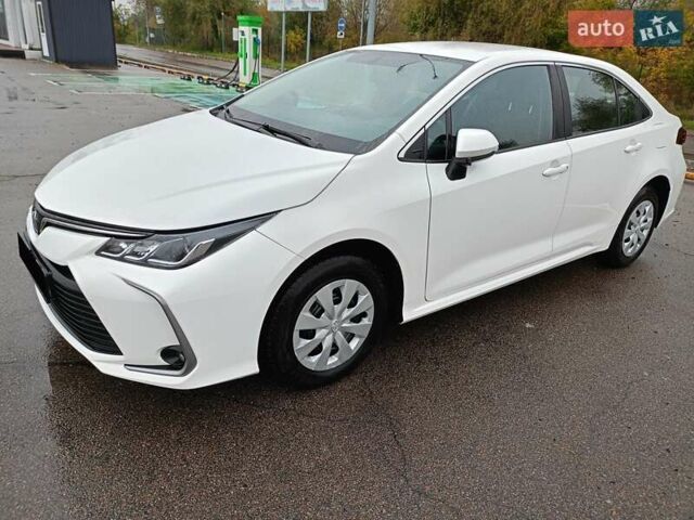 Белый Тойота Королла, объемом двигателя 1.6 л и пробегом 58 тыс. км за 17800 $, фото 1 на Automoto.ua
