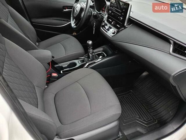 Белый Тойота Королла, объемом двигателя 1.6 л и пробегом 58 тыс. км за 17800 $, фото 12 на Automoto.ua