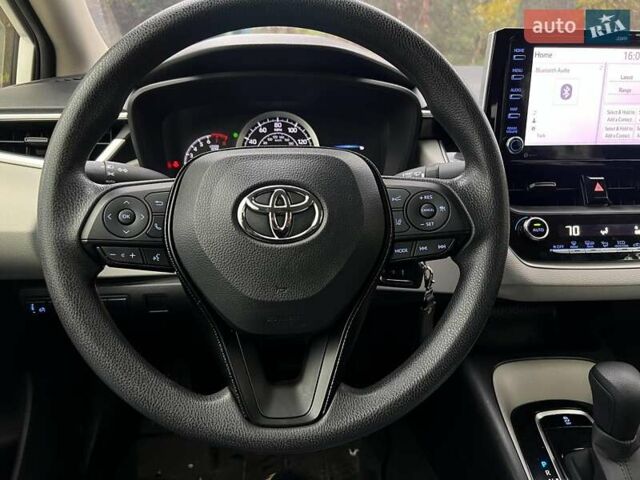 Белый Тойота Королла, объемом двигателя 1.8 л и пробегом 40 тыс. км за 16990 $, фото 11 на Automoto.ua