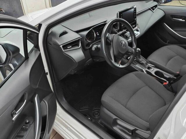 Белый Тойота Королла, объемом двигателя 1.6 л и пробегом 75 тыс. км за 18500 $, фото 4 на Automoto.ua