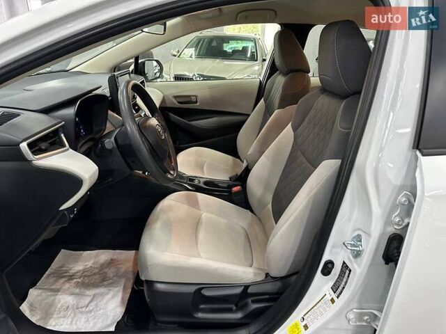 Белый Тойота Королла, объемом двигателя 1.8 л и пробегом 50 тыс. км за 19999 $, фото 10 на Automoto.ua