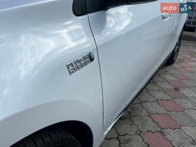 Білий Тойота Королла, об'ємом двигуна 1.8 л та пробігом 62 тис. км за 18200 $, фото 11 на Automoto.ua