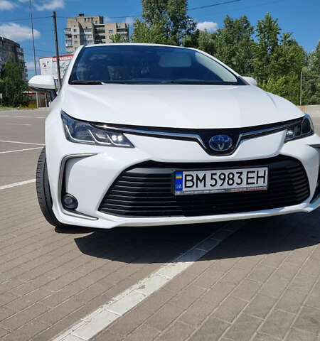 Белый Тойота Королла, объемом двигателя 1.8 л и пробегом 45 тыс. км за 26300 $, фото 4 на Automoto.ua