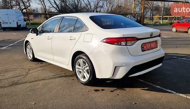 Белый Тойота Королла, объемом двигателя 1.8 л и пробегом 118 тыс. км за 18200 $, фото 6 на Automoto.ua