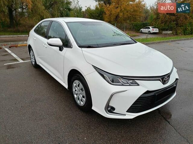 Белый Тойота Королла, объемом двигателя 1.6 л и пробегом 58 тыс. км за 17800 $, фото 4 на Automoto.ua