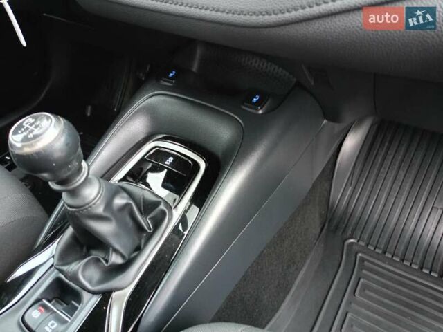 Белый Тойота Королла, объемом двигателя 1.6 л и пробегом 58 тыс. км за 17800 $, фото 14 на Automoto.ua