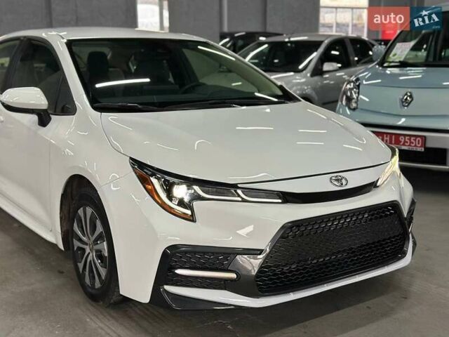 Белый Тойота Королла, объемом двигателя 1.8 л и пробегом 50 тыс. км за 19999 $, фото 8 на Automoto.ua