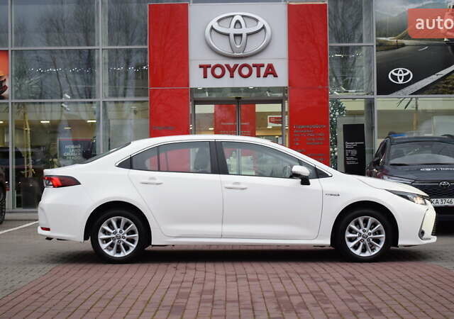 Белый Тойота Королла, объемом двигателя 1.8 л и пробегом 86 тыс. км за 21700 $, фото 15 на Automoto.ua