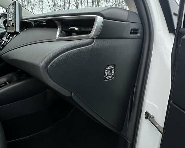 Білий Тойота Королла, об'ємом двигуна 1.6 л та пробігом 107 тис. км за 16500 $, фото 49 на Automoto.ua