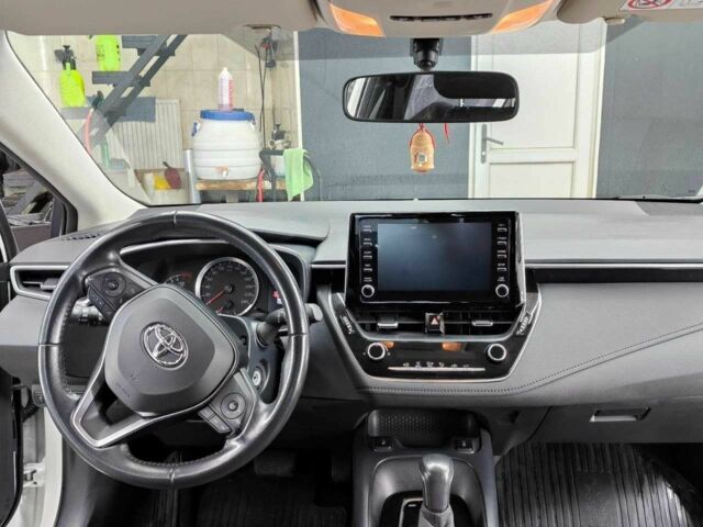 Белый Тойота Королла, объемом двигателя 1.6 л и пробегом 75 тыс. км за 18500 $, фото 9 на Automoto.ua