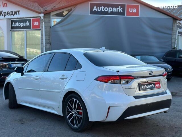 Белый Тойота Королла, объемом двигателя 1.8 л и пробегом 169 тыс. км за 20290 $, фото 3 на Automoto.ua