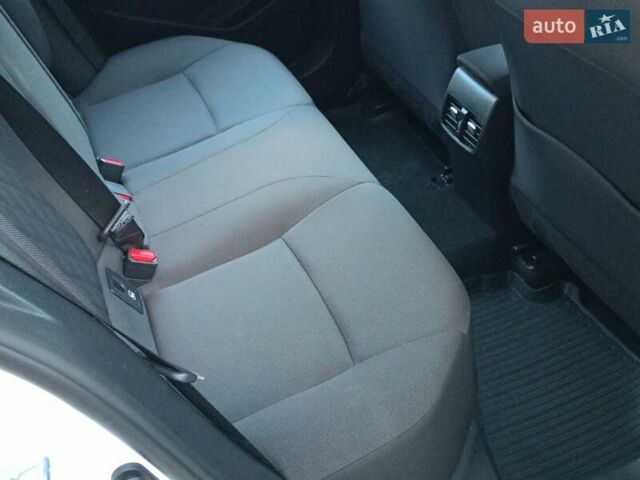 Тойота Королла 2021 в Киеве на Automoto.ua Белый Тойота Королла, объемом двигателя 1.6 л и пробегом 103 тыс. км за 16900 $, фото 19 на Automoto.ua