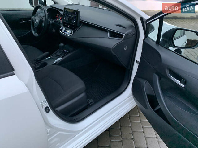 Белый Тойота Королла, объемом двигателя 1.6 л и пробегом 31 тыс. км за 15500 $, фото 7 на Automoto.ua
