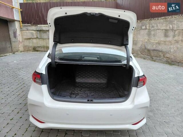 Белый Тойота Королла, объемом двигателя 1.6 л и пробегом 193 тыс. км за 15800 $, фото 13 на Automoto.ua