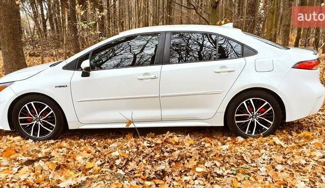 Білий Тойота Королла, об'ємом двигуна 1.8 л та пробігом 169 тис. км за 19900 $, фото 15 на Automoto.ua