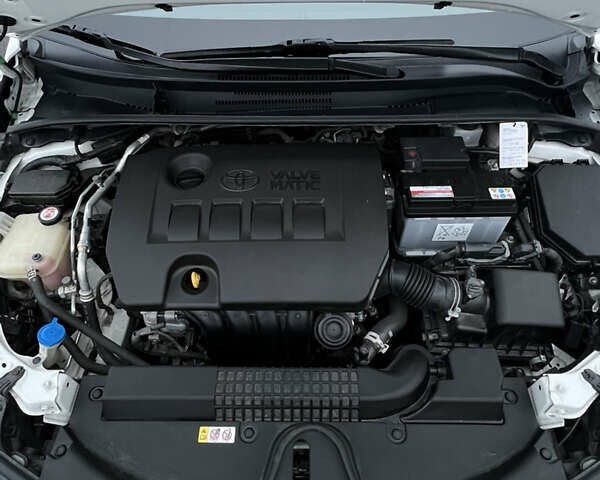 Білий Тойота Королла, об'ємом двигуна 1.6 л та пробігом 107 тис. км за 16500 $, фото 20 на Automoto.ua