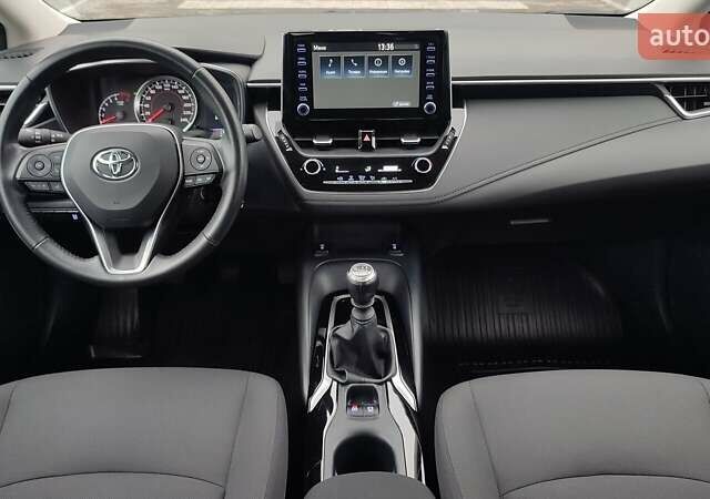 Белый Тойота Королла, объемом двигателя 1.6 л и пробегом 70 тыс. км за 17922 $, фото 7 на Automoto.ua