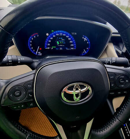 Белый Тойота Королла, объемом двигателя 1.8 л и пробегом 45 тыс. км за 26300 $, фото 15 на Automoto.ua