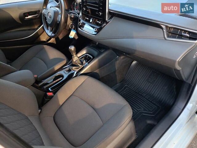 Тойота Королла 2021 в Киеве на Automoto.ua Белый Тойота Королла, объемом двигателя 1.6 л и пробегом 103 тыс. км за 16900 $, фото 15 на Automoto.ua