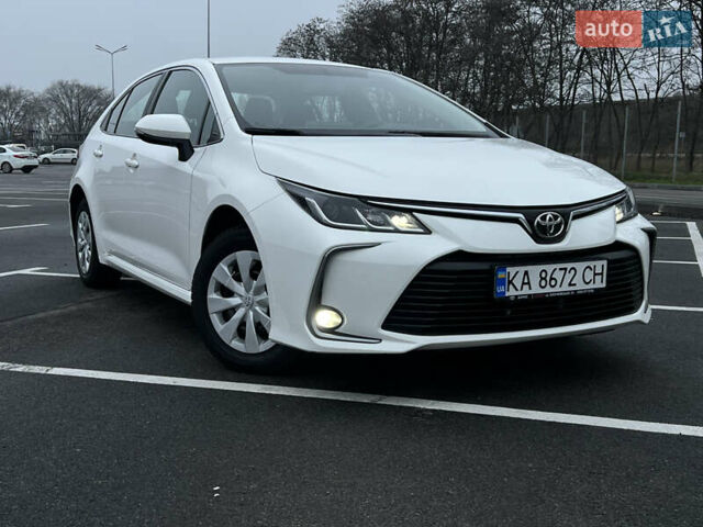 Білий Тойота Королла, об'ємом двигуна 1.6 л та пробігом 107 тис. км за 16500 $, фото 19 на Automoto.ua