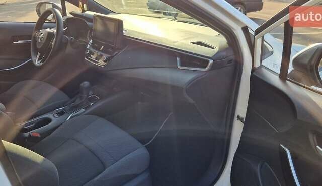 Белый Тойота Королла, объемом двигателя 1.8 л и пробегом 118 тыс. км за 18200 $, фото 32 на Automoto.ua