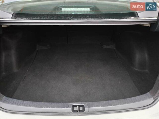 Белый Тойота Королла, объемом двигателя 1.6 л и пробегом 72 тыс. км за 17500 $, фото 14 на Automoto.ua