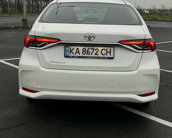 Білий Тойота Королла, об'ємом двигуна 1.6 л та пробігом 107 тис. км за 16500 $, фото 7 на Automoto.ua