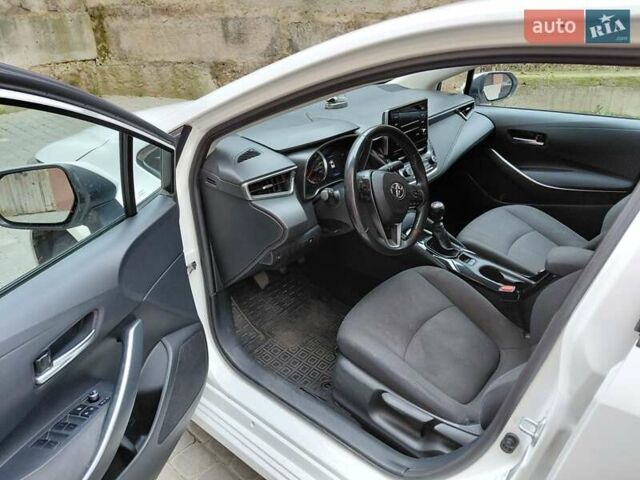 Белый Тойота Королла, объемом двигателя 1.6 л и пробегом 193 тыс. км за 15800 $, фото 1 на Automoto.ua