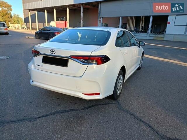 Тойота Королла 2021 в Киеве на Automoto.ua Белый Тойота Королла, объемом двигателя 1.6 л и пробегом 103 тыс. км за 16900 $, фото 7 на Automoto.ua