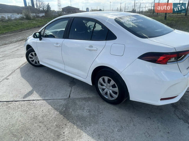 Белый Тойота Королла, объемом двигателя 1.6 л и пробегом 70 тыс. км за 16500 $, фото 10 на Automoto.ua