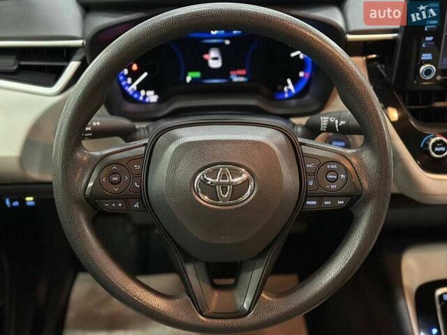 Белый Тойота Королла, объемом двигателя 1.8 л и пробегом 50 тыс. км за 19999 $, фото 12 на Automoto.ua