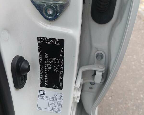 Белый Тойота Королла, объемом двигателя 1.6 л и пробегом 76 тыс. км за 21500 $, фото 11 на Automoto.ua