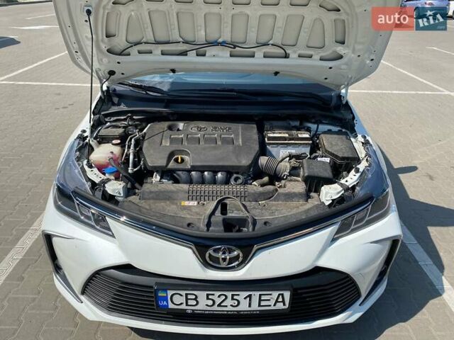 Білий Тойота Королла, об'ємом двигуна 1.6 л та пробігом 77 тис. км за 20000 $, фото 5 на Automoto.ua