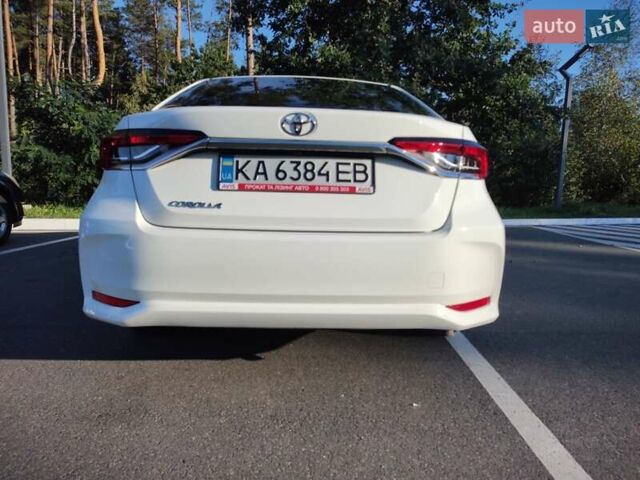 Білий Тойота Королла, об'ємом двигуна 1.6 л та пробігом 95 тис. км за 19300 $, фото 5 на Automoto.ua