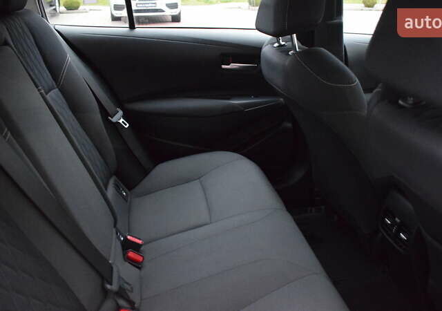 Белый Тойота Королла, объемом двигателя 1.8 л и пробегом 86 тыс. км за 21700 $, фото 6 на Automoto.ua