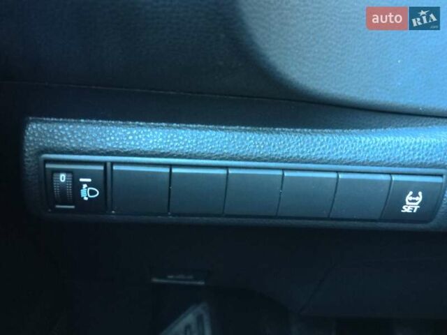 Тойота Королла 2021 в Киеве на Automoto.ua Белый Тойота Королла, объемом двигателя 1.6 л и пробегом 103 тыс. км за 16900 $, фото 22 на Automoto.ua