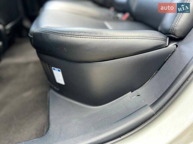 Білий Тойота Королла, об'ємом двигуна 1.8 л та пробігом 62 тис. км за 18200 $, фото 1 на Automoto.ua