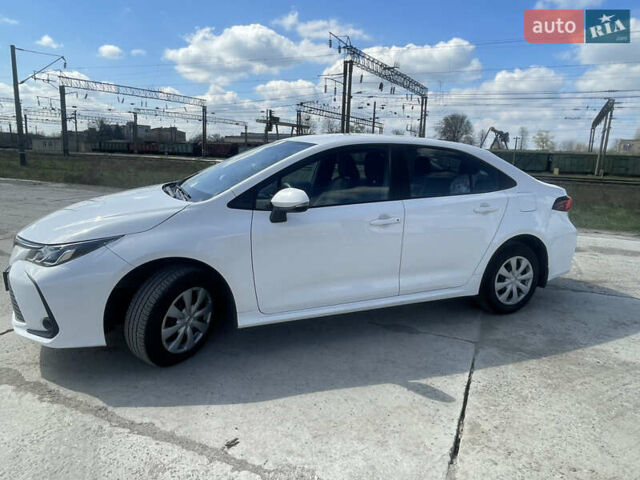 Белый Тойота Королла, объемом двигателя 1.6 л и пробегом 70 тыс. км за 16500 $, фото 2 на Automoto.ua