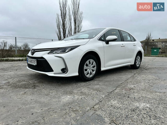 Білий Тойота Королла, об'ємом двигуна 1.6 л та пробігом 57 тис. км за 18900 $, фото 5 на Automoto.ua