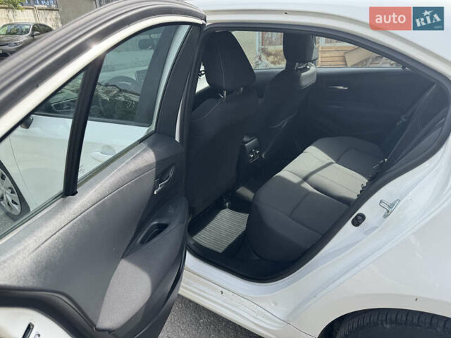 Белый Тойота Королла, объемом двигателя 1.6 л и пробегом 86 тыс. км за 17900 $, фото 6 на Automoto.ua
