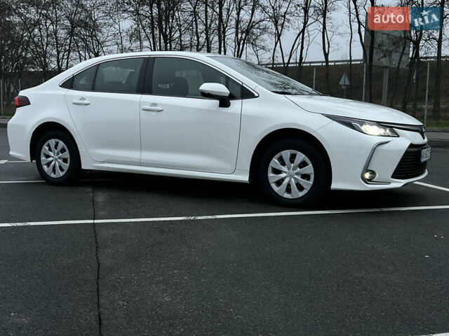 Білий Тойота Королла, об'ємом двигуна 1.6 л та пробігом 107 тис. км за 16500 $, фото 17 на Automoto.ua